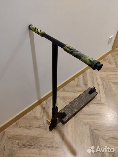 Трюковой самокат tech team voodoo