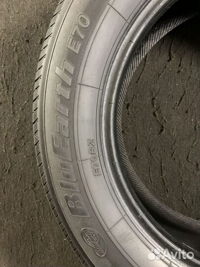 Yokohama BluEarth E70 215/60 R16