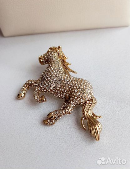 Ralph Lauren брошь лошадь паве