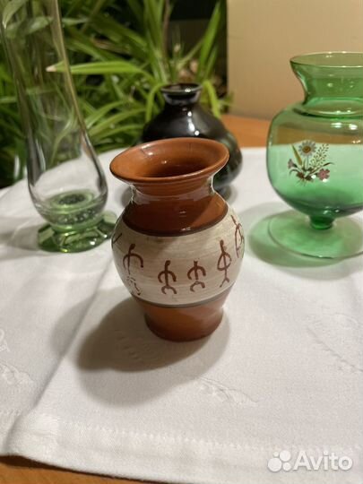 Вазы из стекла и глины