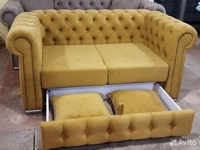 Диван классический