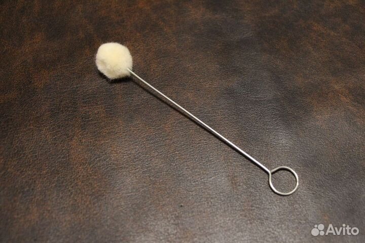 Кисть для работы с изделиями из натуральной кожи