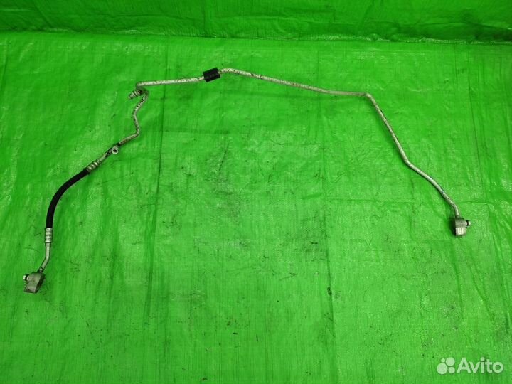 Трубка кондиционера 5N0820741C VW Tiguan 07-16