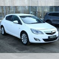 Opel Astra 1.4 AT, 2011, 230 500 км, с пробегом, цена 463 000 руб.