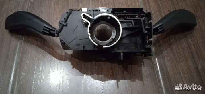 Подрулевой переключатель с шлейфом на VW polo