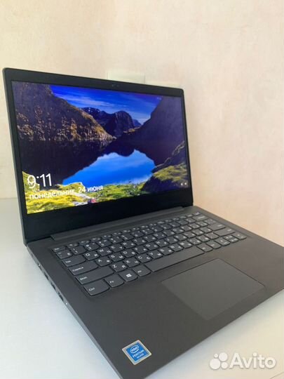Ноутбук lenovo