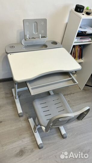 Растущая парта + стул + подставка для книг