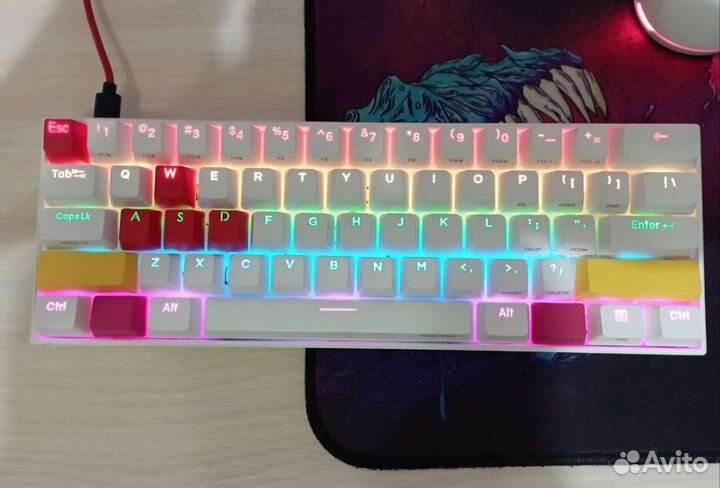Механическая клавиатура anne pro 2