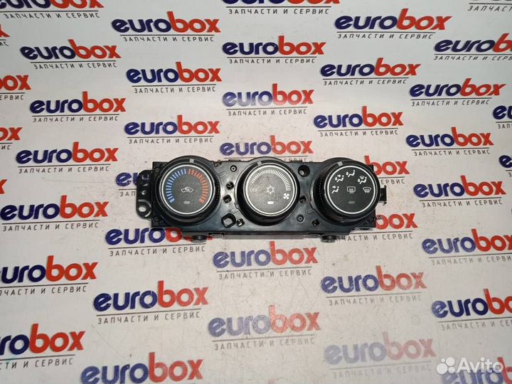 Блок управления климат-контролем (печкой) Mitsubi