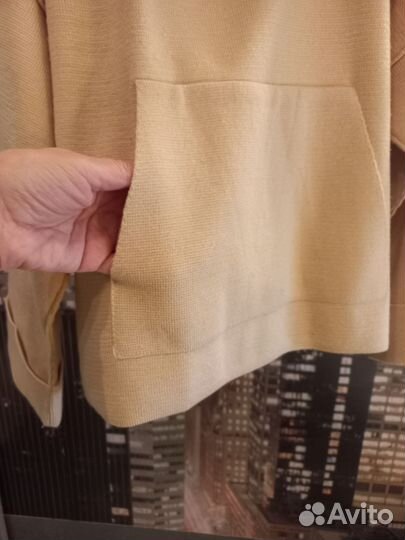 Джемпер женский с капюшоном