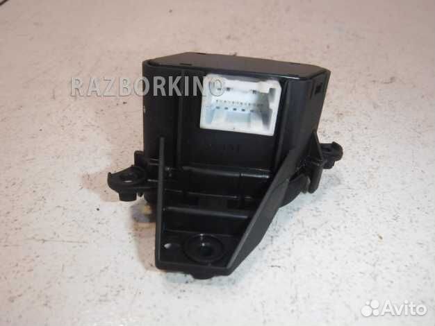 Кнопка обогрева сидений