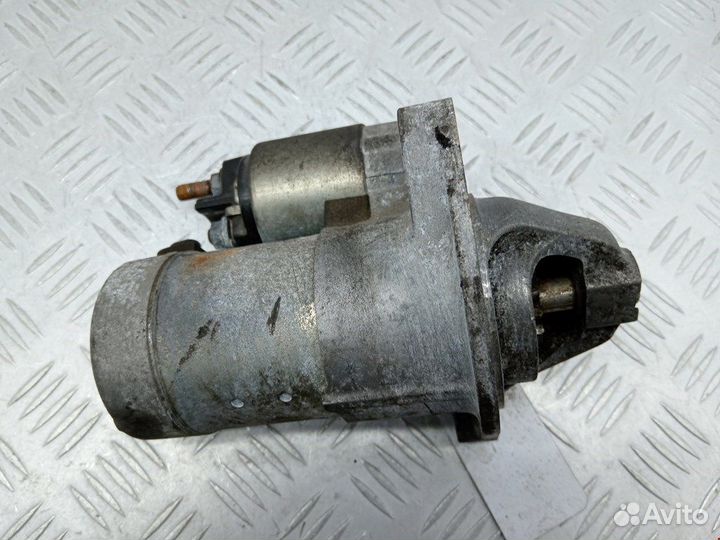 Стартер для Opel Zafira B 98014743