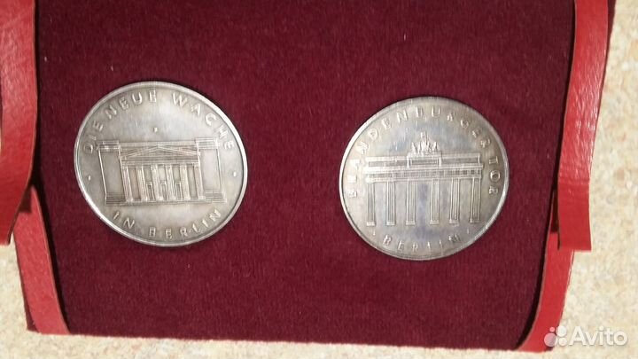 Настольные тематические медали