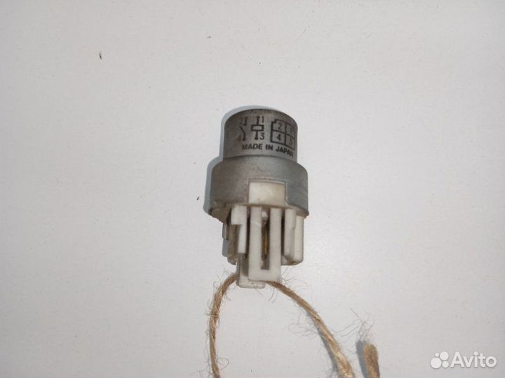Реле Toyota Lite Ace CM40G 2CT 1990