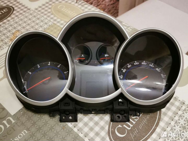 Панель приборов chevrolet cruze