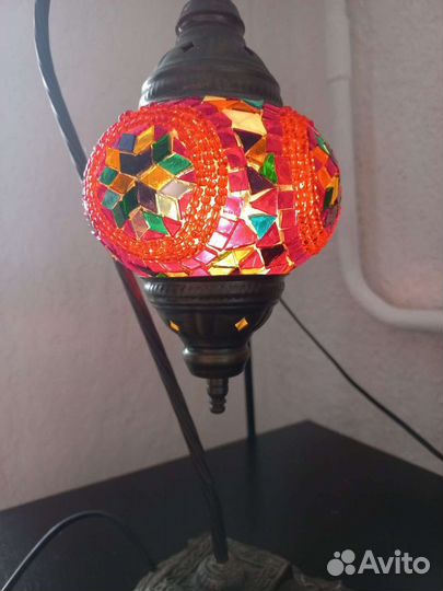 Светильник настольный