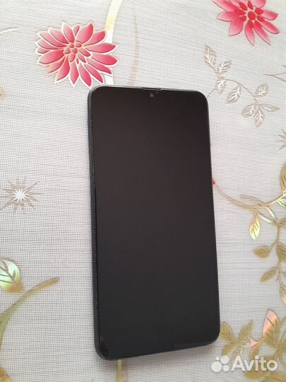 Samsung Galaxy A10, 2/32 ГБ