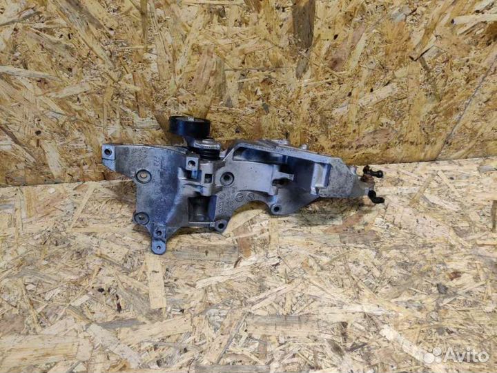 Audi A5 (S5,RS5) 12009 03L903143D20494747