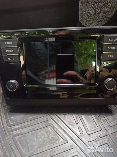 Штатная магнитола skoda rapid swing