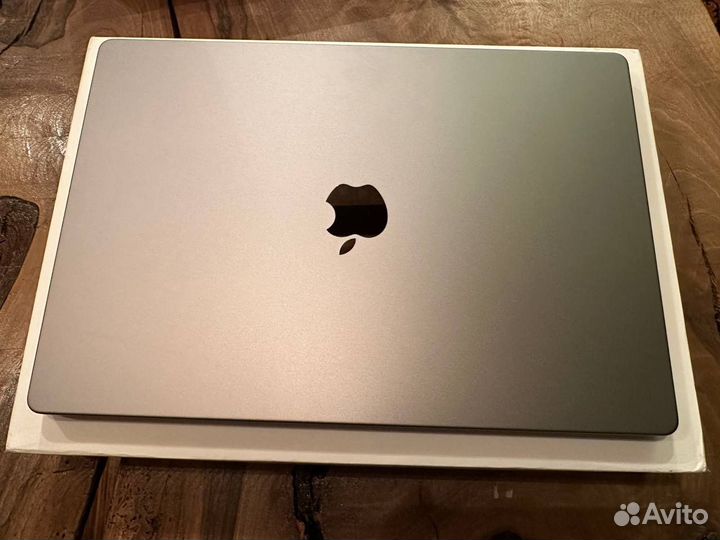 MacBook Pro 16 M2 Max/32 GB/1 TB/MDM/Новый