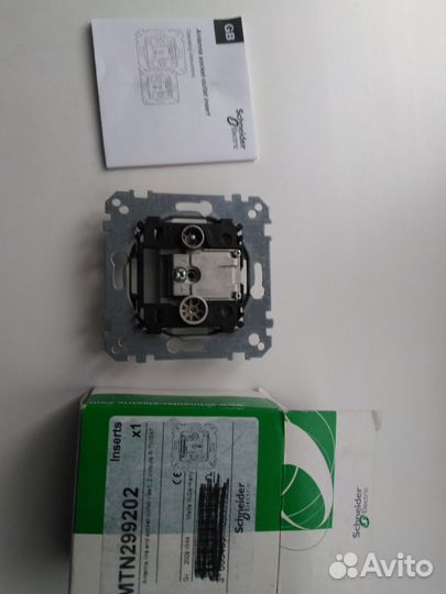 Новая розетка TV-SAT Schneider Electric