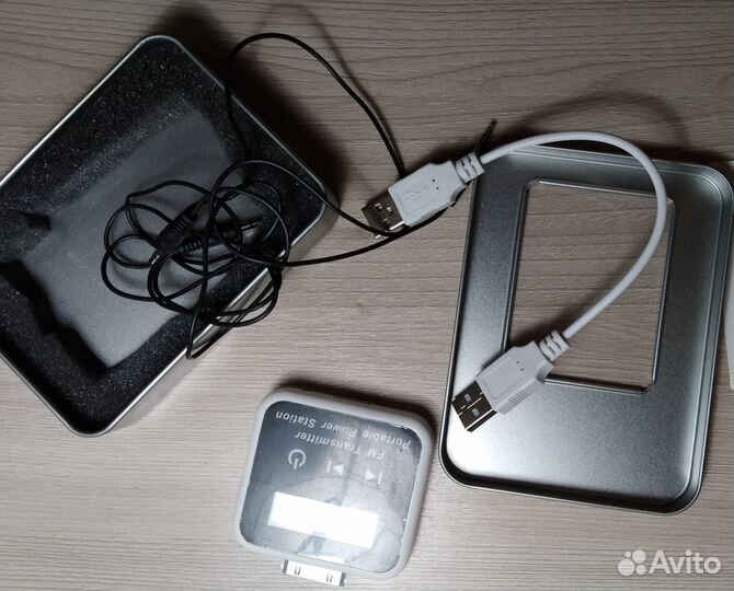 FM Solar Phone Charger iPhone