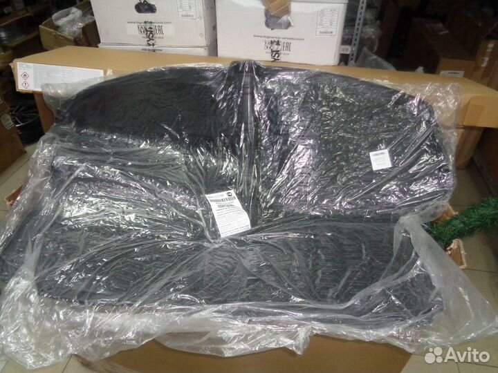 Коврик багажника Nissan Tiida C11 седан/хэтчбэк