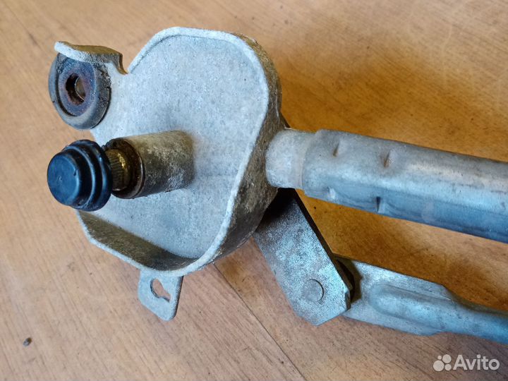 Трапеция стеклоочистителей Mitsubishi outlander 1