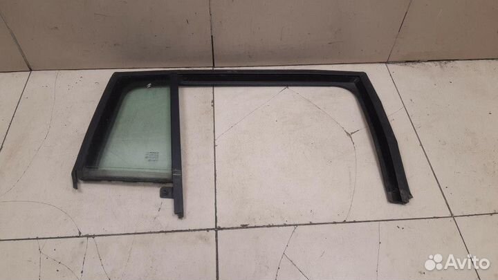 Стекло двери заднее правое форточка Renault Megane