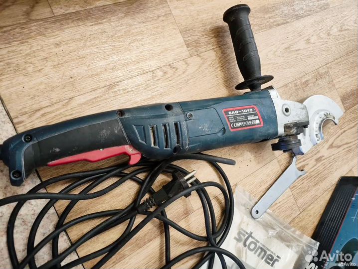 Шлифмашина Stomer SAG-1010Не работает на запчасти