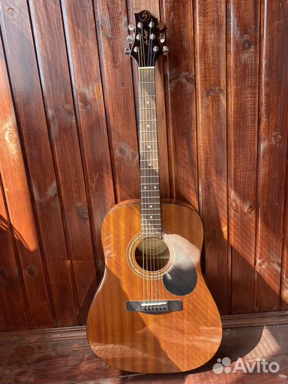 Акустическая гитара Greg Bennett D1