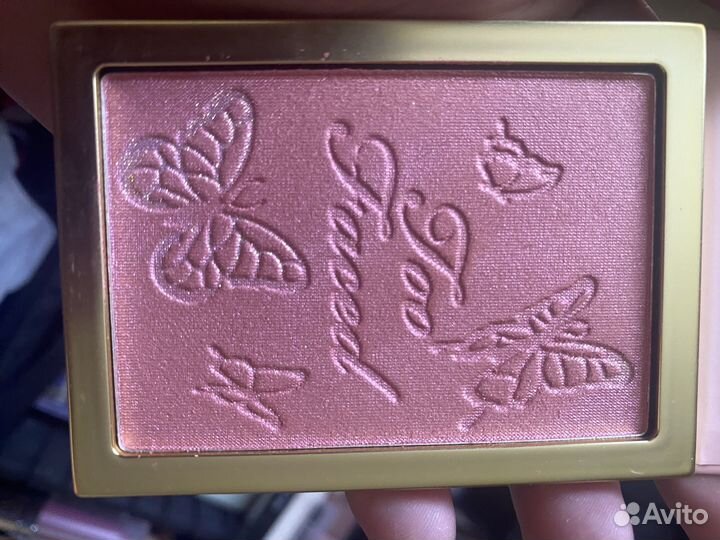 Палетка теней too faced