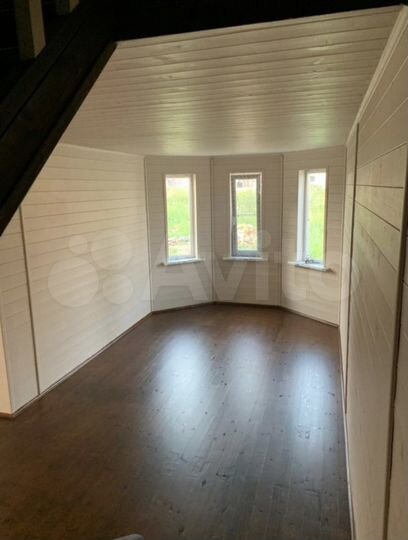 Дом 130 м² на участке 9 сот.