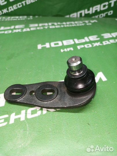 Шаровая опора Audi 80 седан 1990