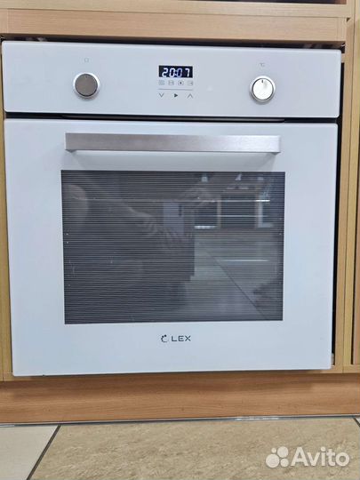 Электрический духовой шкаф новый, гарантия 3 года