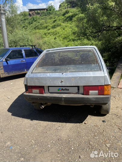 ВАЗ 2109 1.5 МТ, 2001, битый, 200 000 км