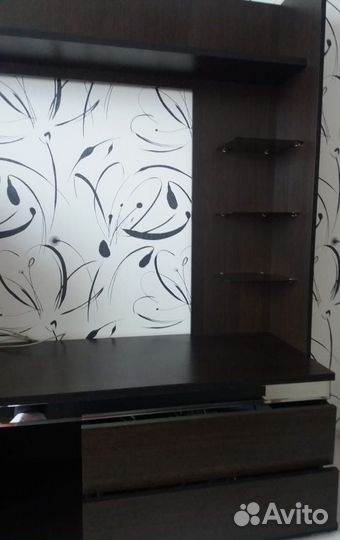 Стенка в гостиную под тв