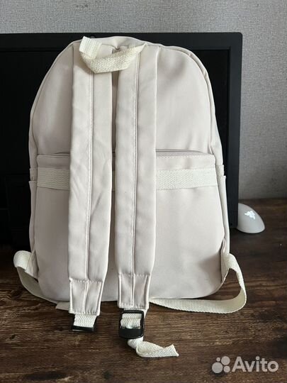 Рюкзаки разные