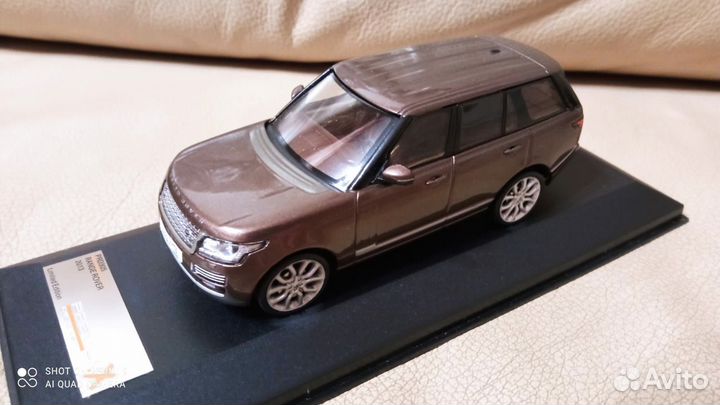 Range rover vogue. Premium X. 1/43