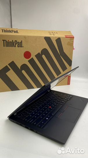 Lenovo ThinkPad X1 Carbon 14