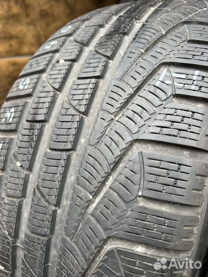 Pirelli Winter Sottozero 240 Serie II 235/40 R19