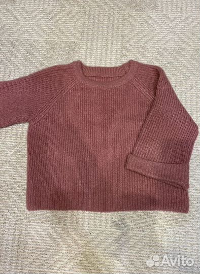 Свитер женский укороченный