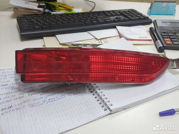 Отражатель touareg правый