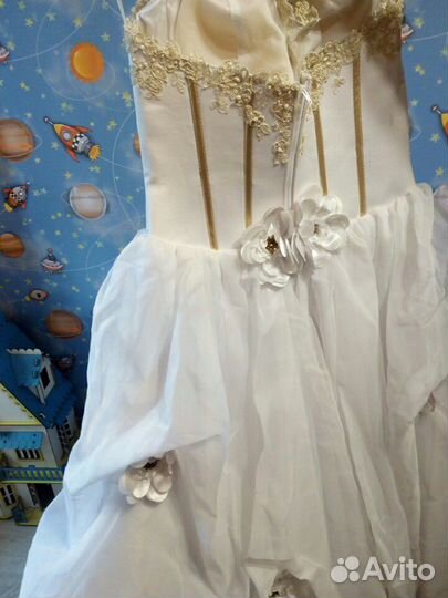 Платье свадебное