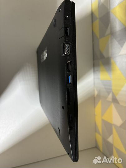 Ноутбук asus X553S