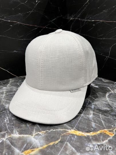 Кепка бейсболка