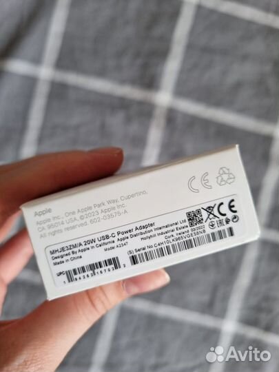 Зарядный блок iPhone