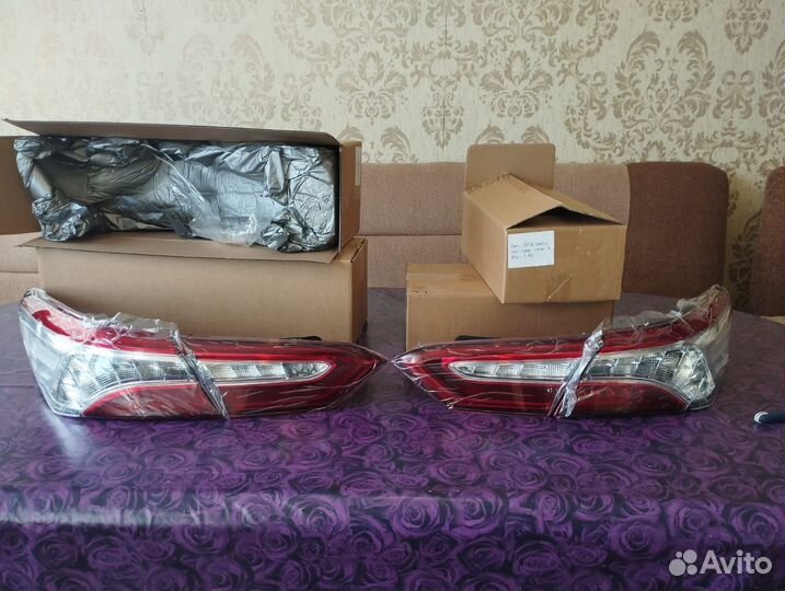 Задние фонари на toyota camry 70,75