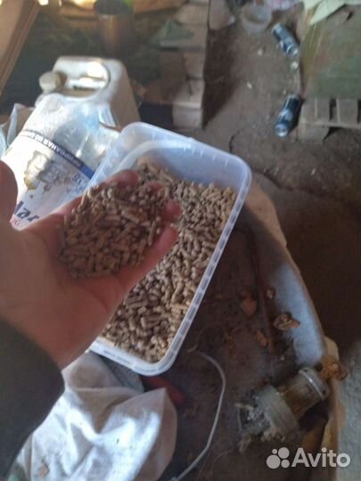 Комбикорм для кур, кроликов, свиней и т.д