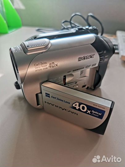 Видеокамера sony handycam 40x Optical Zoom